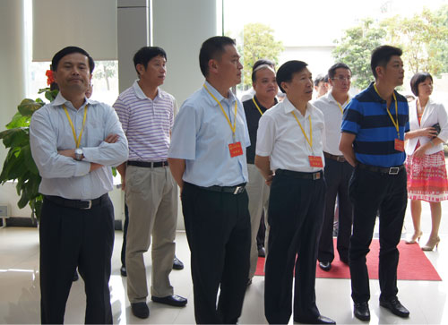 市委副書記姚康一行蒞臨我司考察指導(dǎo)工作